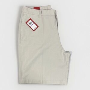 NWT IZOD Luxury Sport Soho Men's White Chino Shorts Size 38x9 Flat Front Bermuda